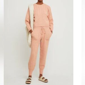 Elegant Peach Cable Knit Jogger Set